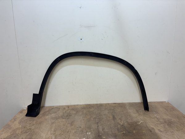 VW Tiguan Wheel Arch Front Left 11-16 P.n VG8091582 (New+Non Gen) - Image 2
