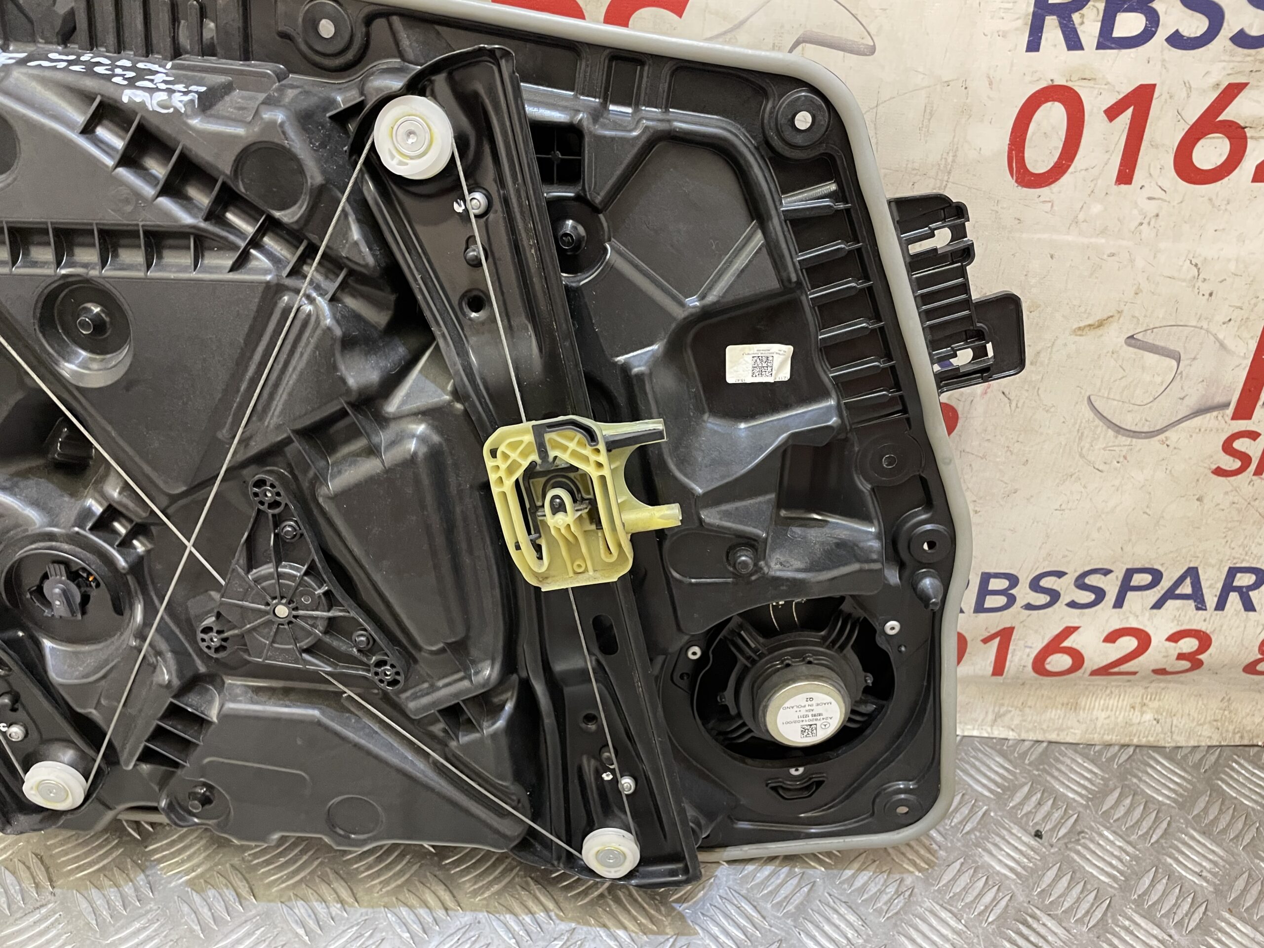 Mercedes A Class W177 Front Right Window/Latch Mechanism - Image 6
