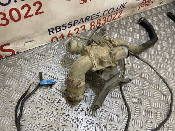 Land Rover Discovery 4 EGR Valve Part No. 1043812S02 - Image 4