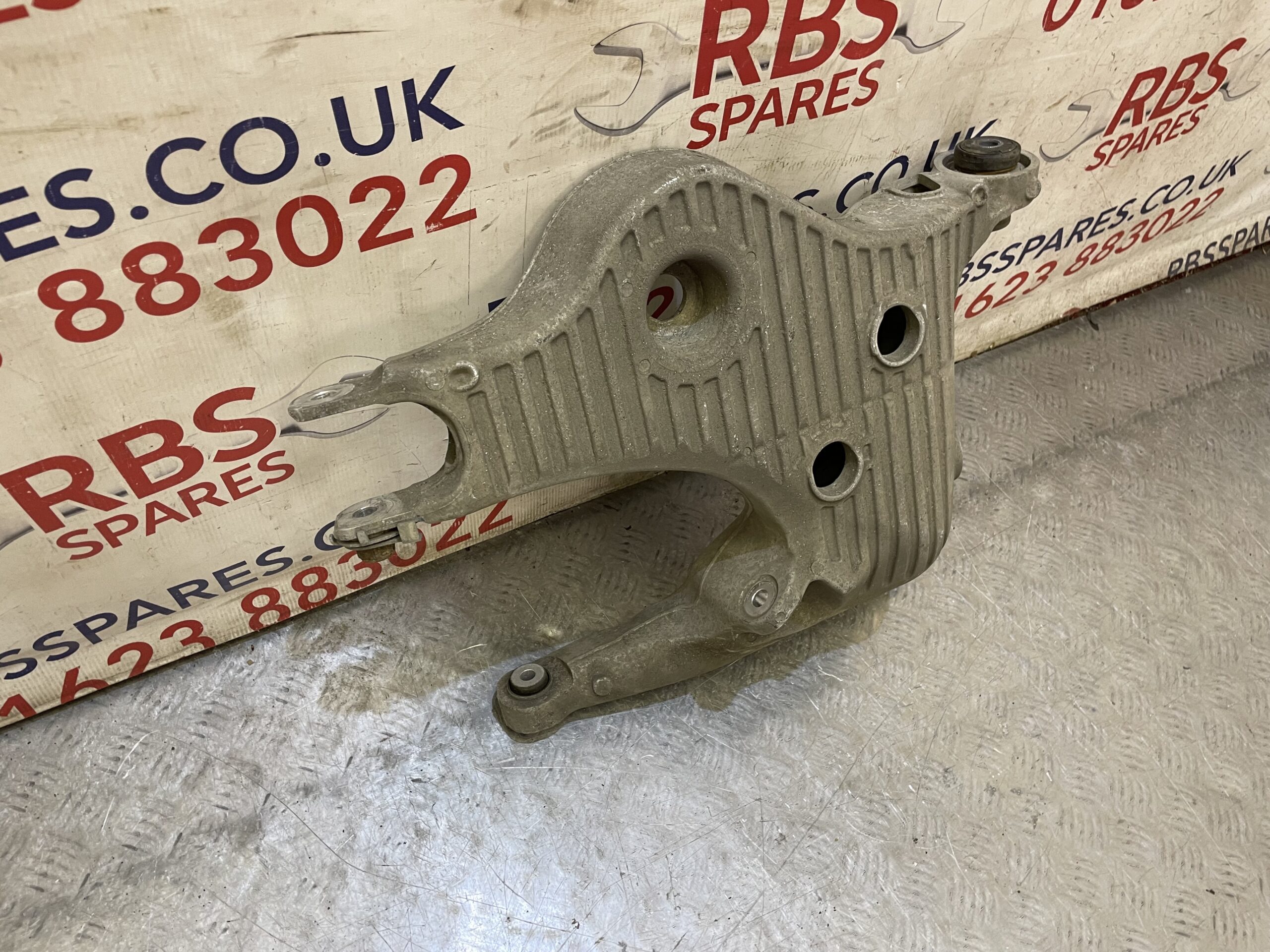 Range Rover L494 Rear Left Lower Control Arm Part No. JPLA-5B531-BA - Image 6