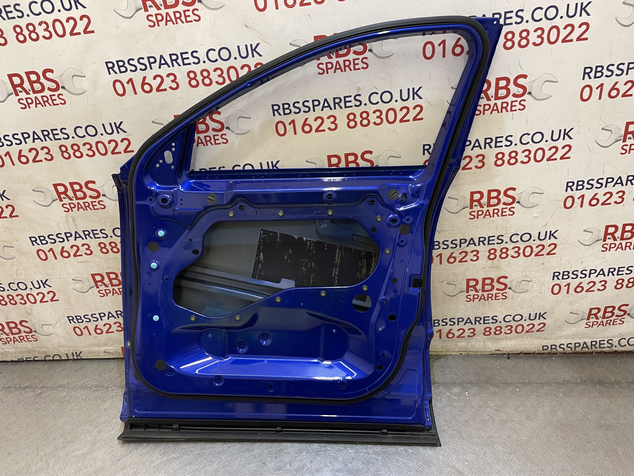 Jaguar E Pace X540 Front Right Door 2017-2023 - Image 3