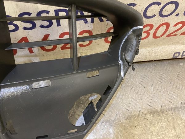 Ford Fiesta Zetec Mk7 Front Lower Grill 2008-2012 Part No. 8A6J-17K945 - Image 2