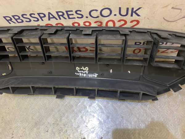 Ford Fiesta Zetec Mk7 Front Lower Grill 2008-2012 Part No. 8A6J-17K945 - Image 3