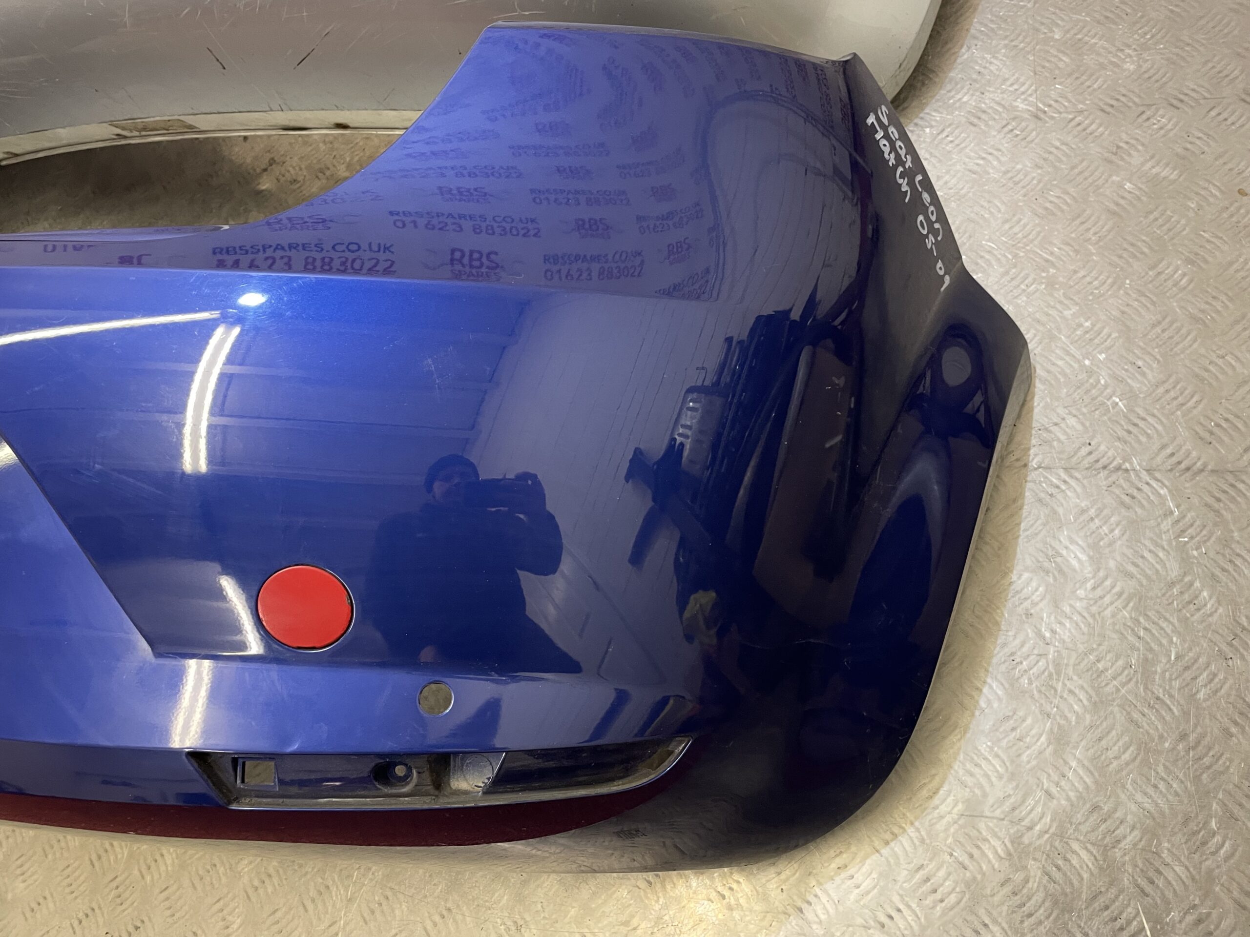 Seat Leon Hatchback Rear Bumper 2005-2009 Part No. 1P0807421 - Image 3
