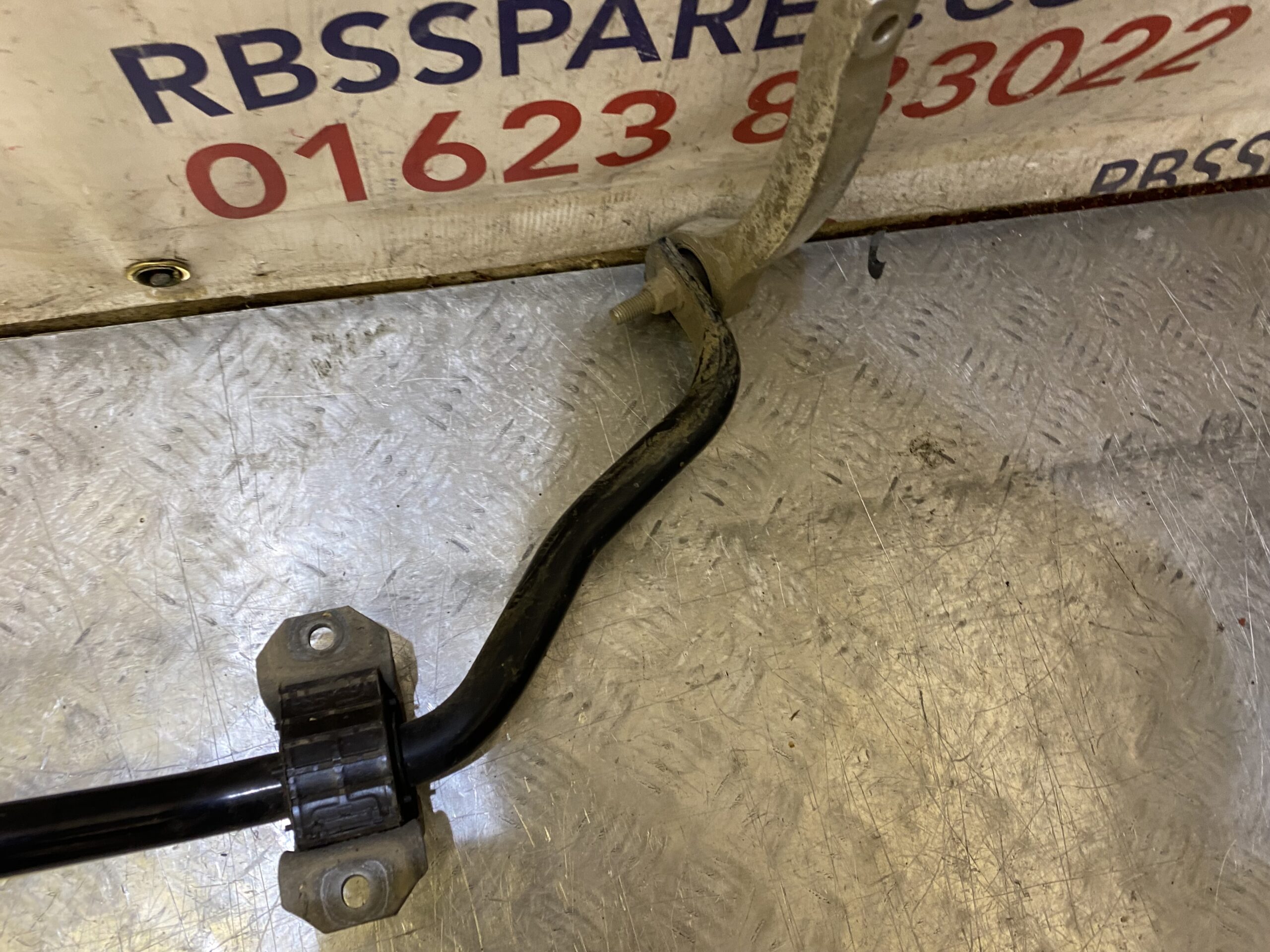 Audi Q7 Rear Anti Roll Bar P/n 4M0511305 - Image 2