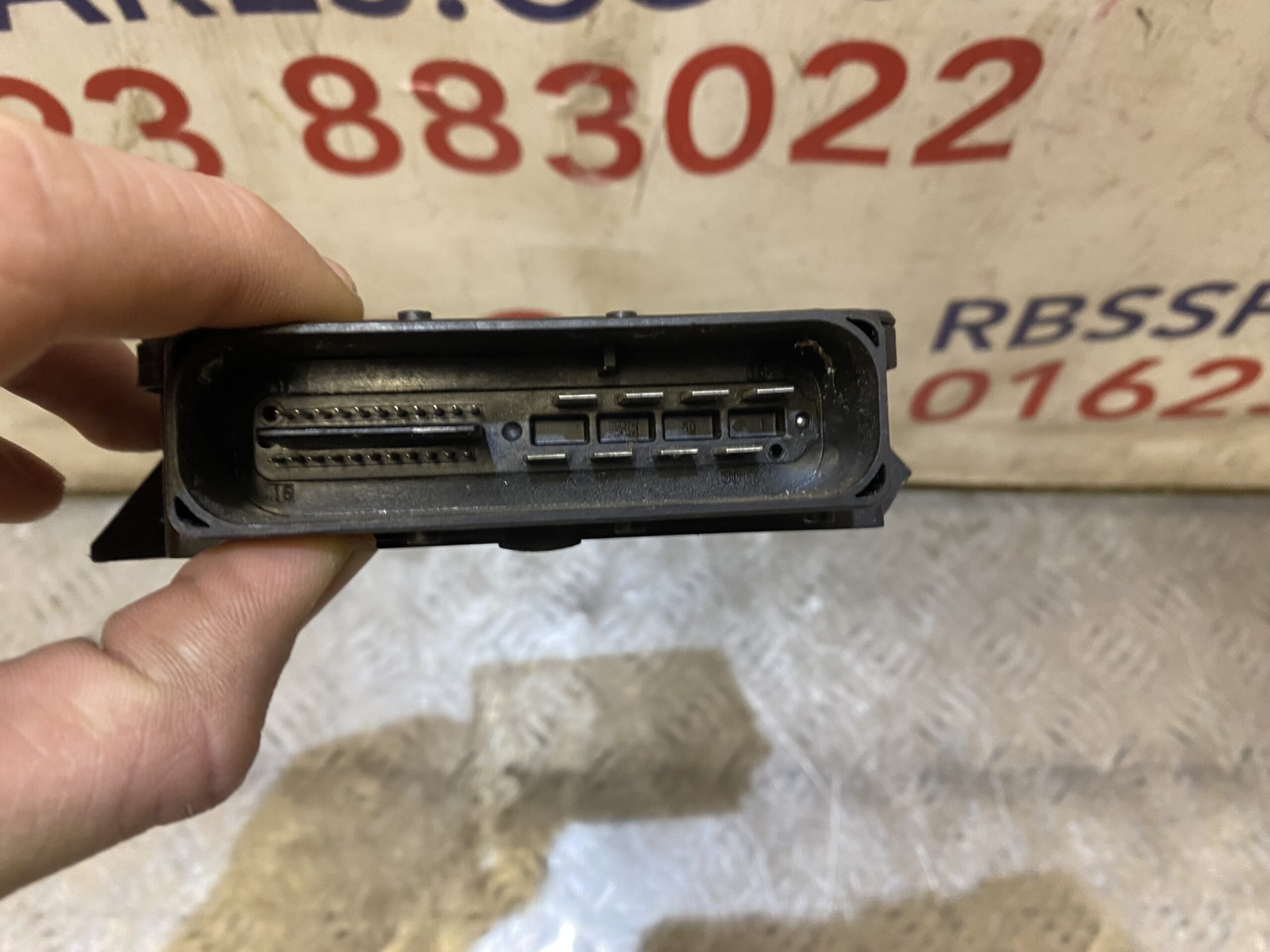 Audi A6 C7 Electric Handbrake Module Part No. 4H0907801H - Image 5