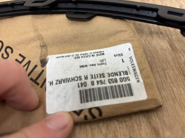Volkswagen Golf MK7 Bumper Trim Right P.n 5G0853764B - Image 3
