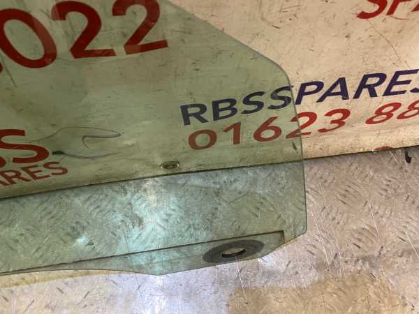 Bmw 4 Series G22 Front Right Glass 21-23 P/n E000233 - Image 2
