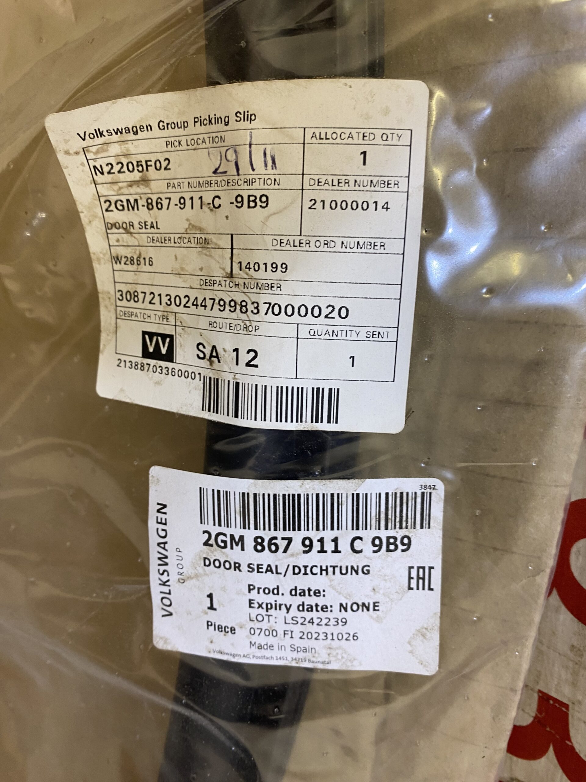 Volkswagen T Cross Door Rubber Seal Front Left Side 19-On Part No. 2GM867911C - Image 3