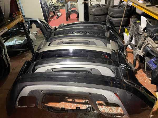 Range Rover Velar L560 Rear Bumper 2017-On