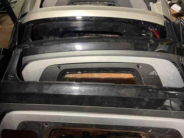 Range Rover Velar L560 Rear Bumper 2017-On Part No. J8A2-17A958 - Image 12