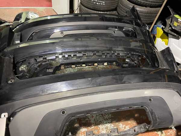 Range Rover Velar L560 Rear Bumper 2017-On Part No. J8A2-17A958 - Image 5