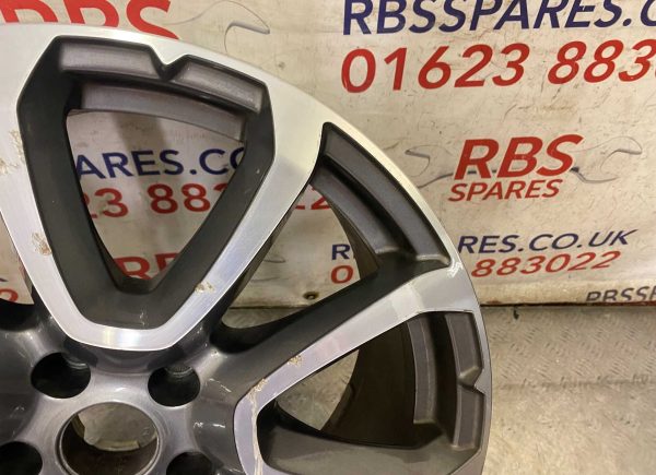 Maserati Ghibli 19" Alloy Wheel 8.5J ET44 Part No. 670044699 - Image 7