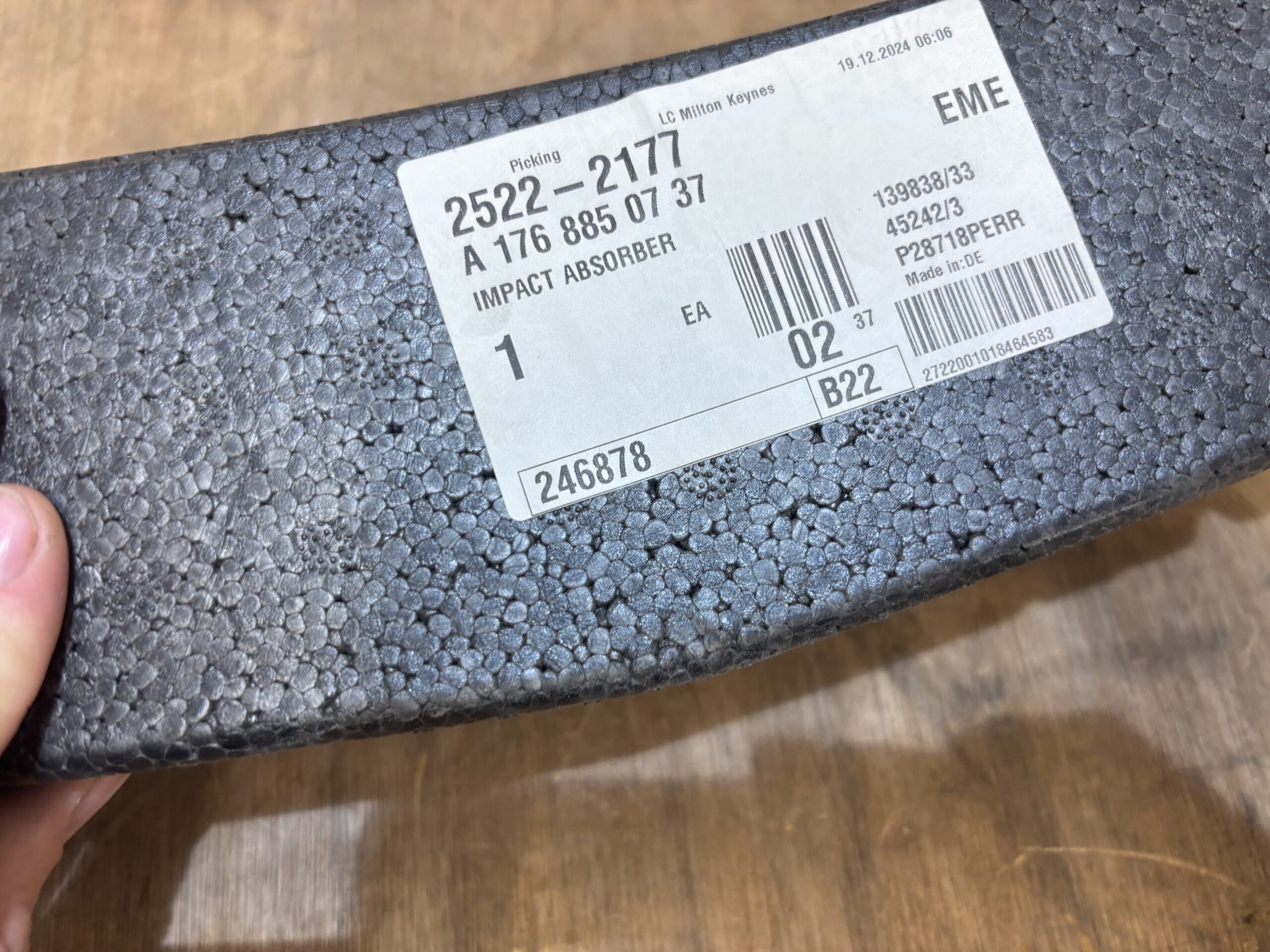 Mercedes A Class W176 Front Bumper Foam P.n A1768850737 - Image 2