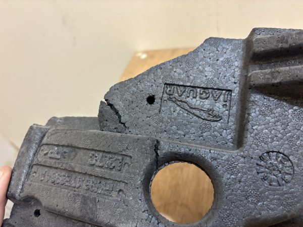 Jaguar XJ Front Bumper Foam 16-18 P.n C2D35891 - Image 3