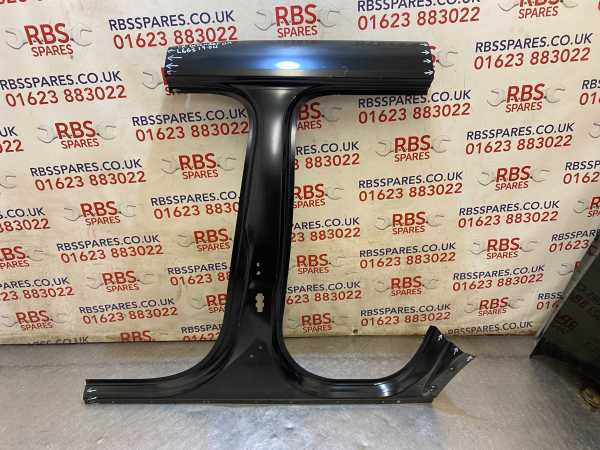 Land Rover Defender L663 Centre Pillar Left Side 19-On P/n LR130741