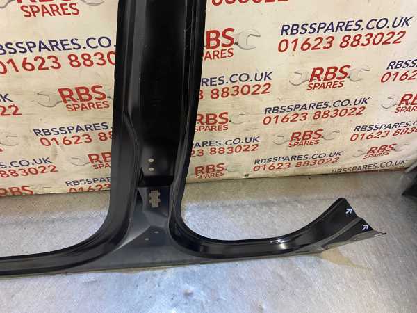 Land Rover Defender L663 Centre Pillar Left Side 19-On P/n LR130741 - Image 4