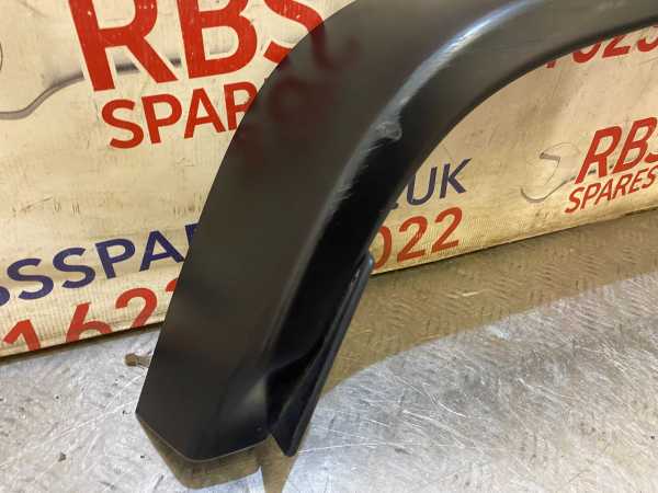 Mercedes G Class G63 Wheel Arch Rear Right Side P.n A4638805803 - Image 2