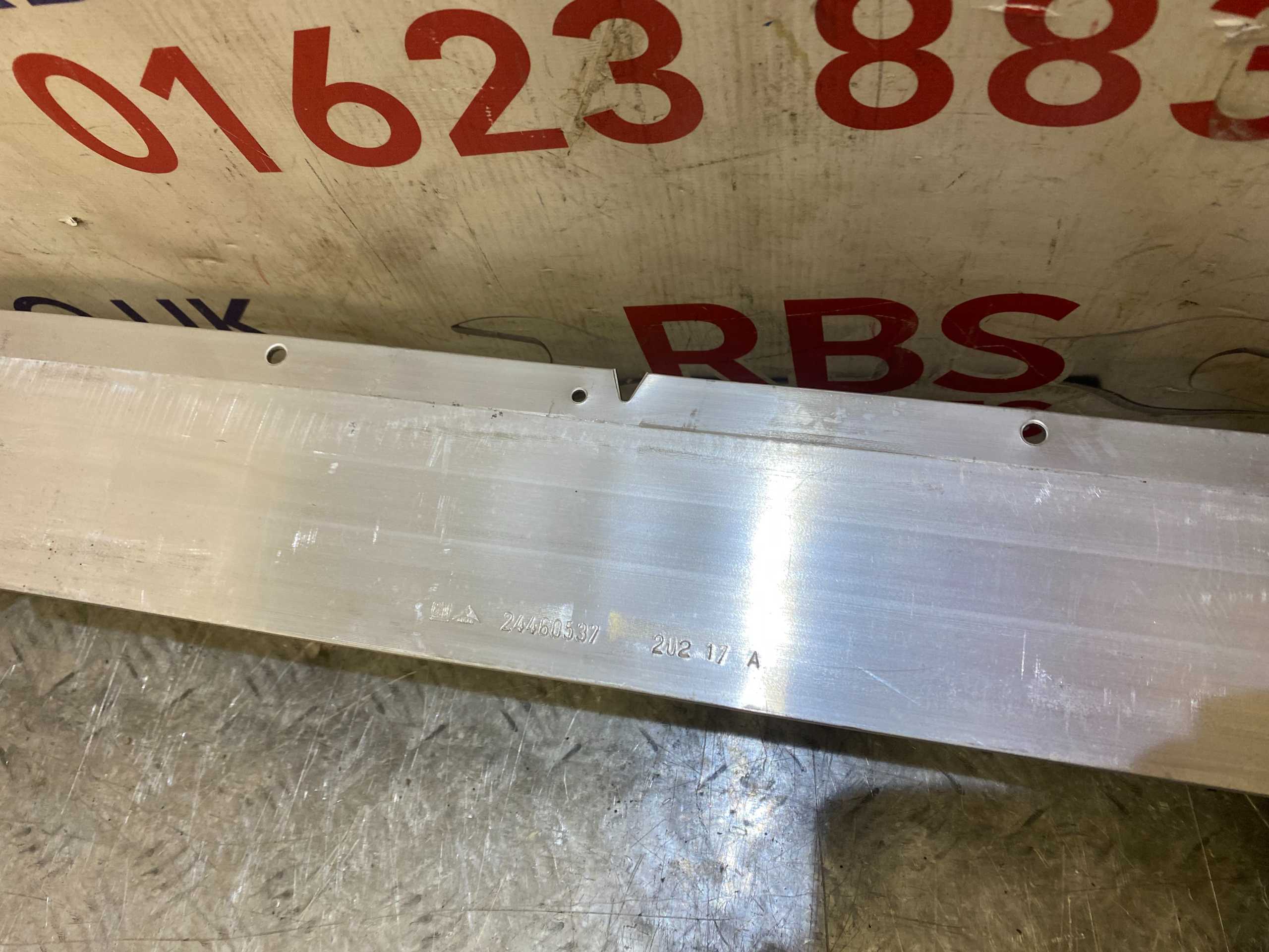 Vauxhall Astra H/Zafira B Front Bumper Reinforcer Part No. 24460537 - Image 3