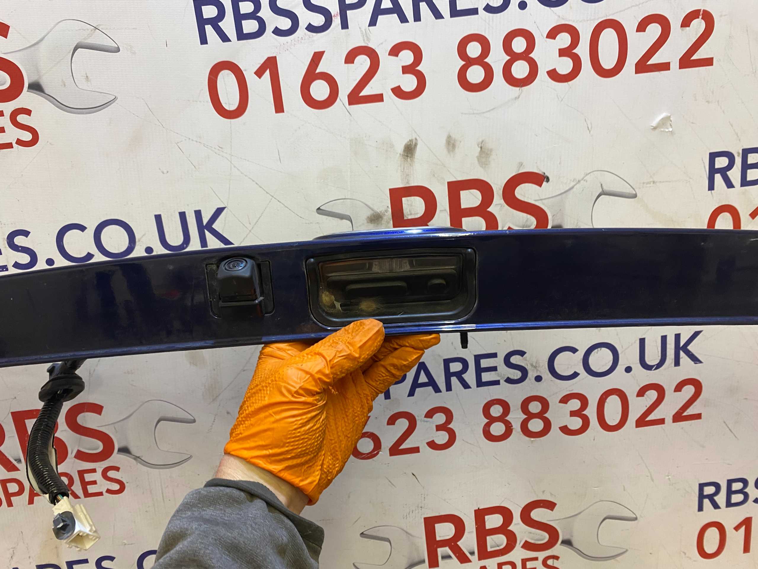 Honda Civic MK10 Rear Tailgate Trim 2017-2022 - Image 7