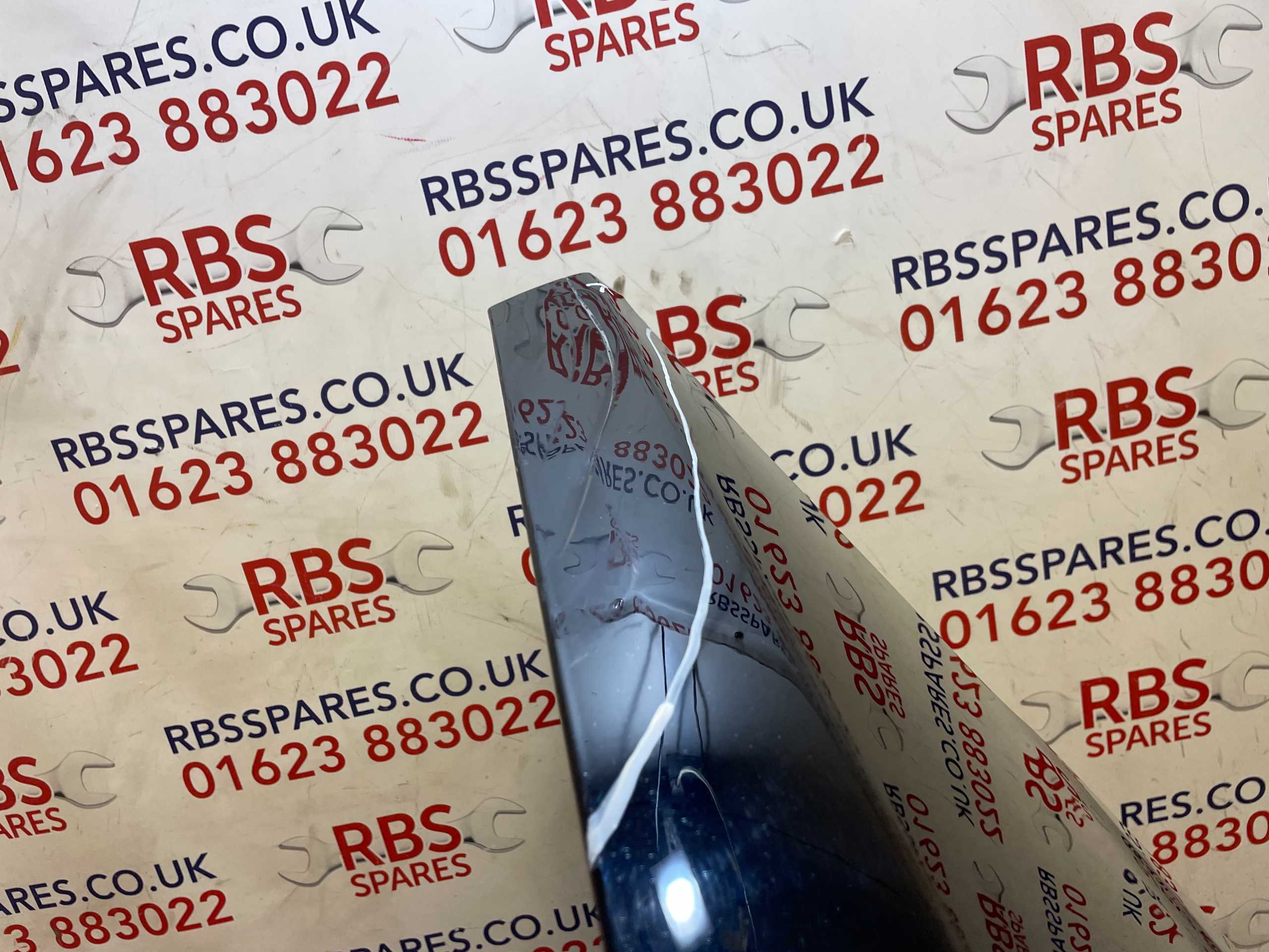 Land Rover Discovery 5 L462 Bonnet 2017-2023 - Image 9