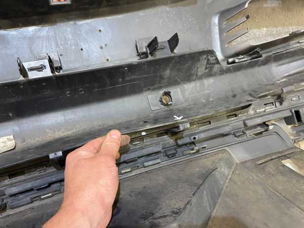 Range Rover L405 Front Bumper 2013-2017 Part No. CK52-17F003 - Image 17