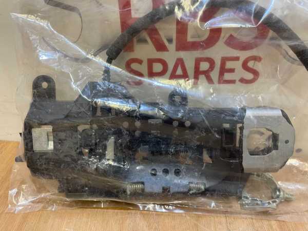 Audi A4 B9 Door Handle Front Right Side Part No. 8W2837812A (New+Gen) - Image 2