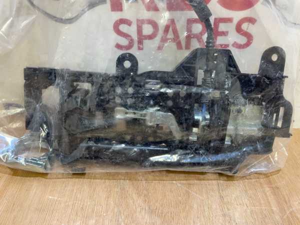 Audi A4 B9 Door Handle Front Right Side Part No. 8W2837812A (New+Gen) - Image 4