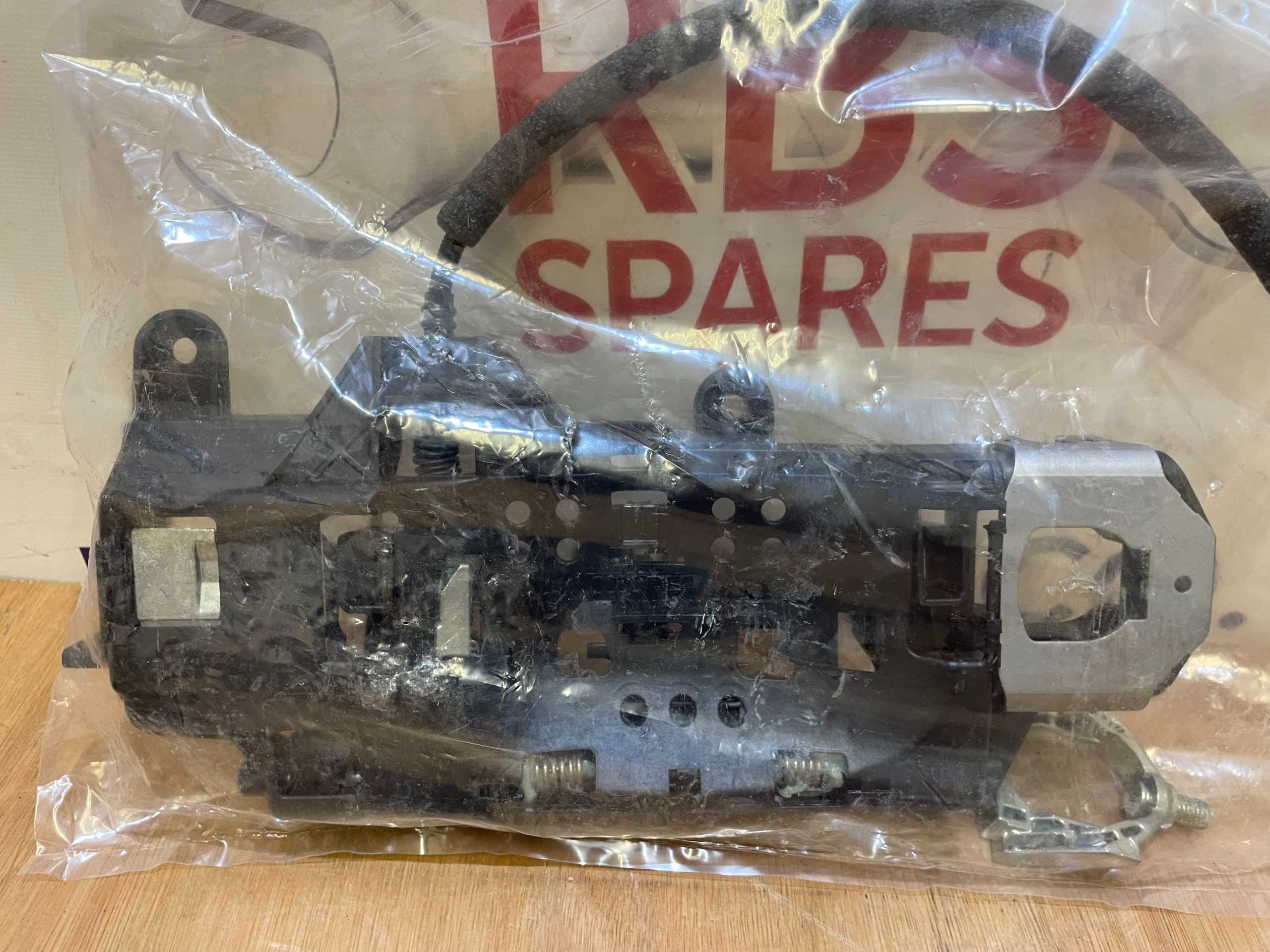Audi A4 B9 Door Handle Front Right Side Part No. 8W2837812A (New+Gen) - Image 2
