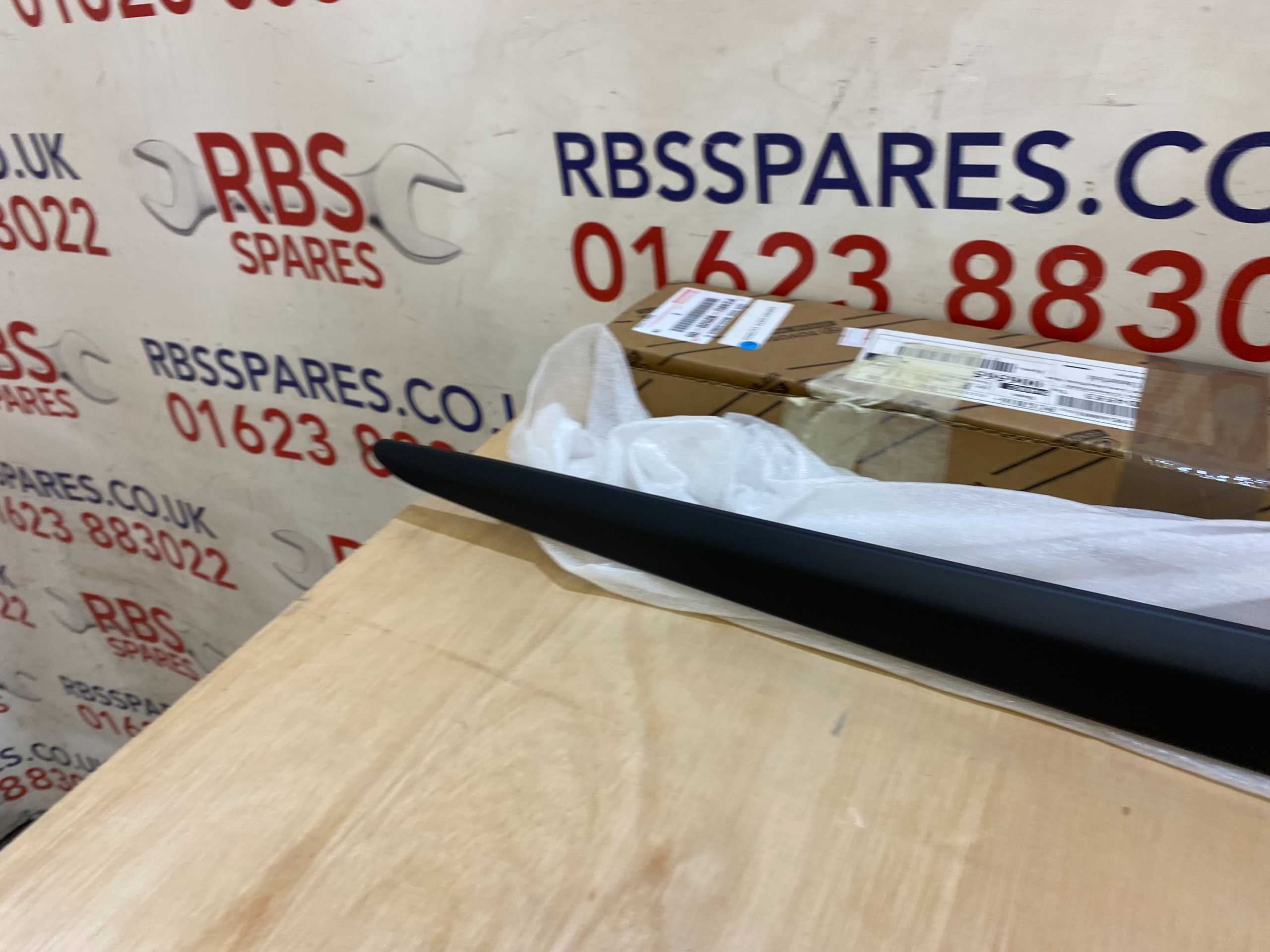 Toyota Aygo 5 Door Left Door Mouldings 14-17 P.n PZ49U-92520 - Image 4