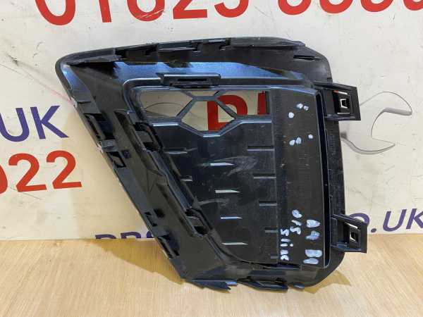 Audi A4 B9 S Line Fog Light Grill Right Side 20-24 P.n 8W0807682BB - Image 6