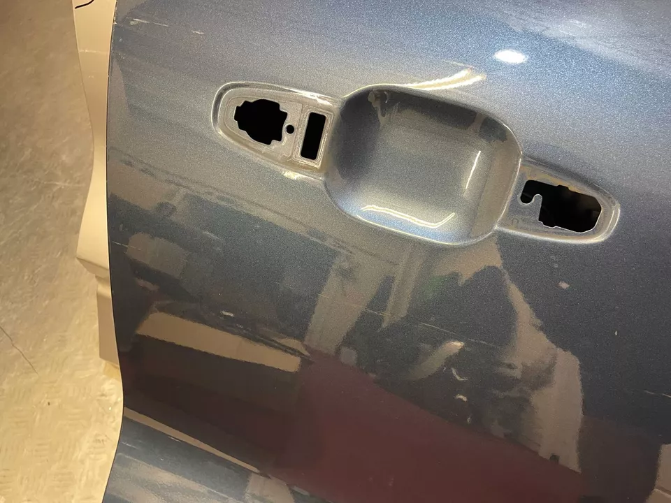 Ford Kuga Door Front Right Side 20-On P.n LV4B-S20204 - Image 3