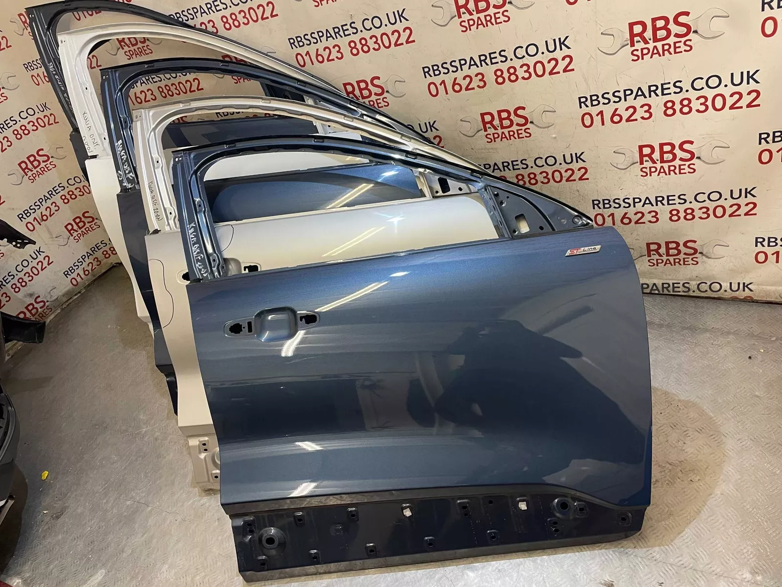 Ford Kuga Door Front Right Side 20-On P.n LV4B-S20204