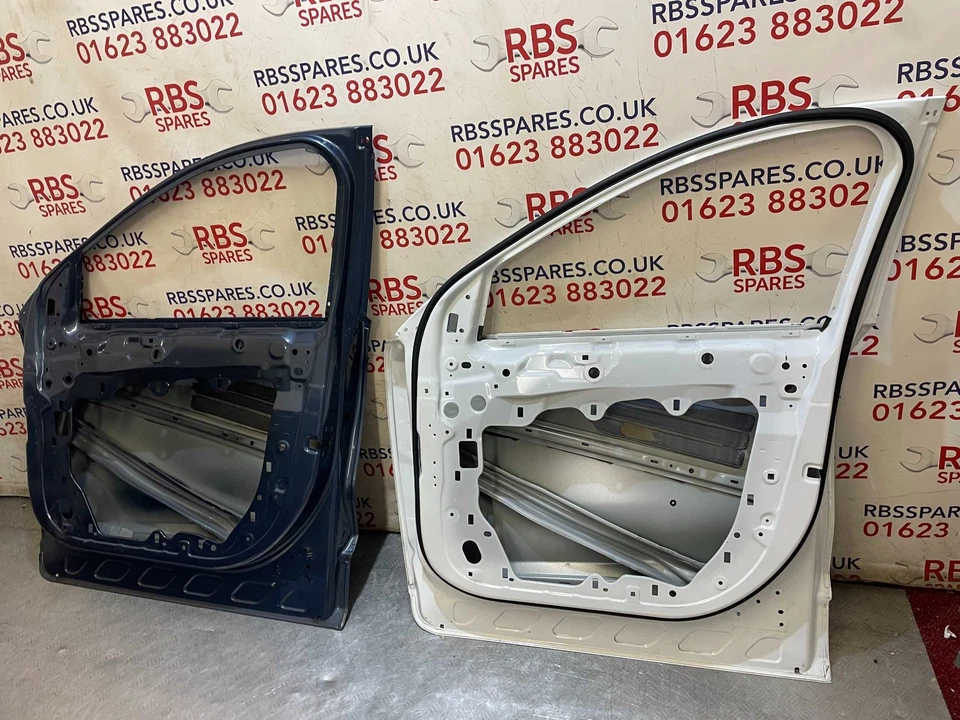 Ford Kuga Door Front Right Side 20-On P.n LV4B-S20204 - Image 9