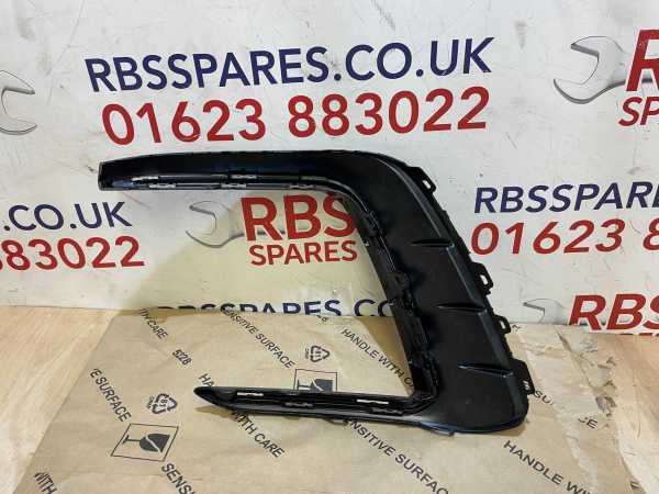 Vw Tiguan Front Right Bumper Grill 20-On P.n 5NA854662H - Image 2