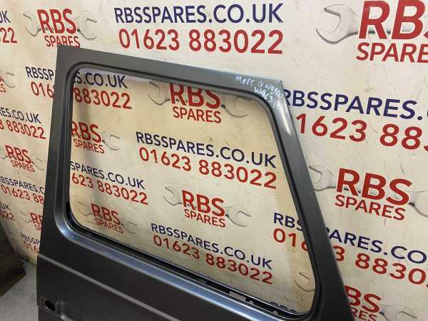 Mercedes G Class W463 Door Front Right 02-18 - Image 2
