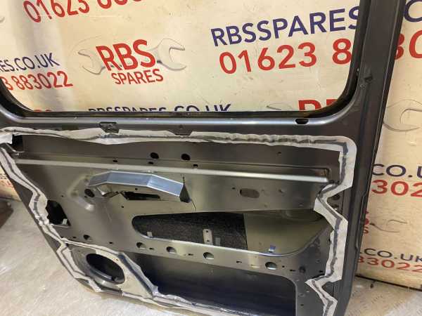 Mercedes G Class W463 Door Front Right 02-18 - Image 15