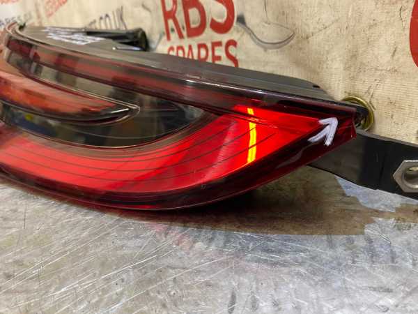 Porsche Panamera 971 Rear Light Right Side 16-23 P.n 971945092 - Image 6