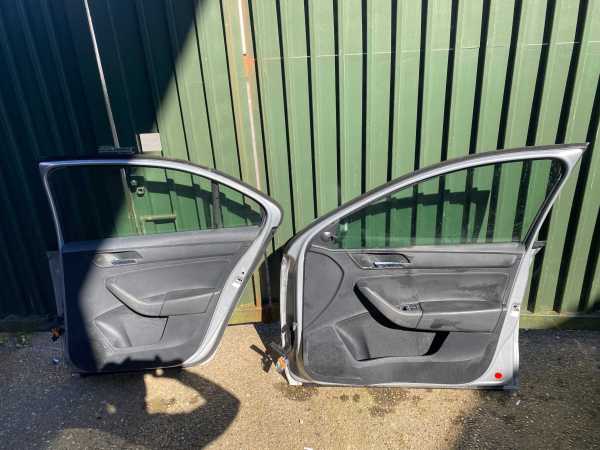 Seat Toledo Door Front + Rear Right Side 12-18 - Image 10