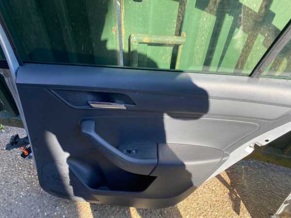 Seat Toledo Door Front + Rear Right Side 12-18 - Image 11