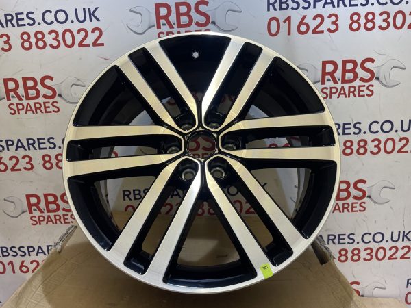 Mercedes X Class W470 19" Alloy Wheel 7.5J ET50 A4704015700 - Image 2