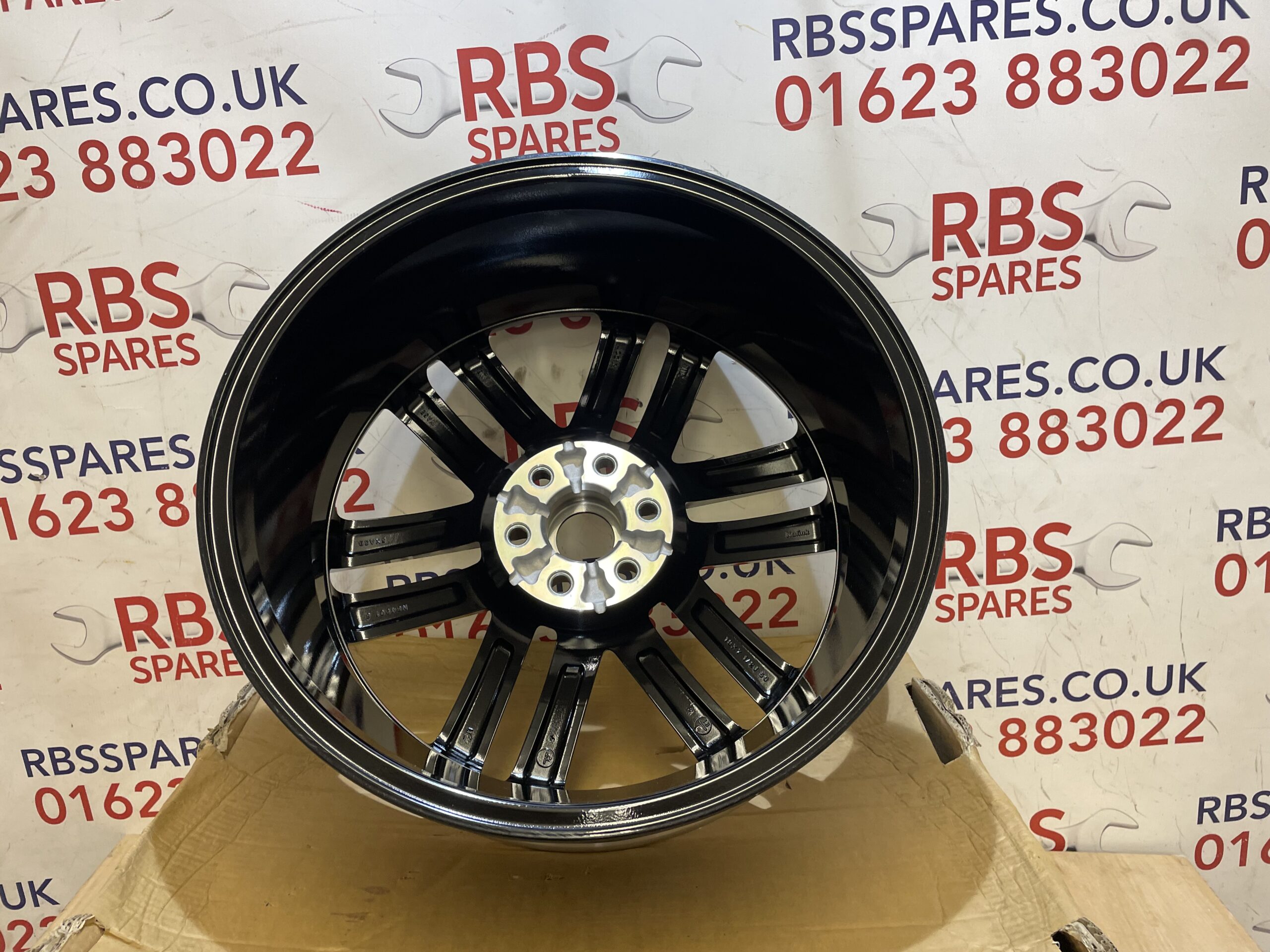 Mercedes X Class W470 19" Alloy Wheel 7.5J ET50 A4704015700 - Image 3