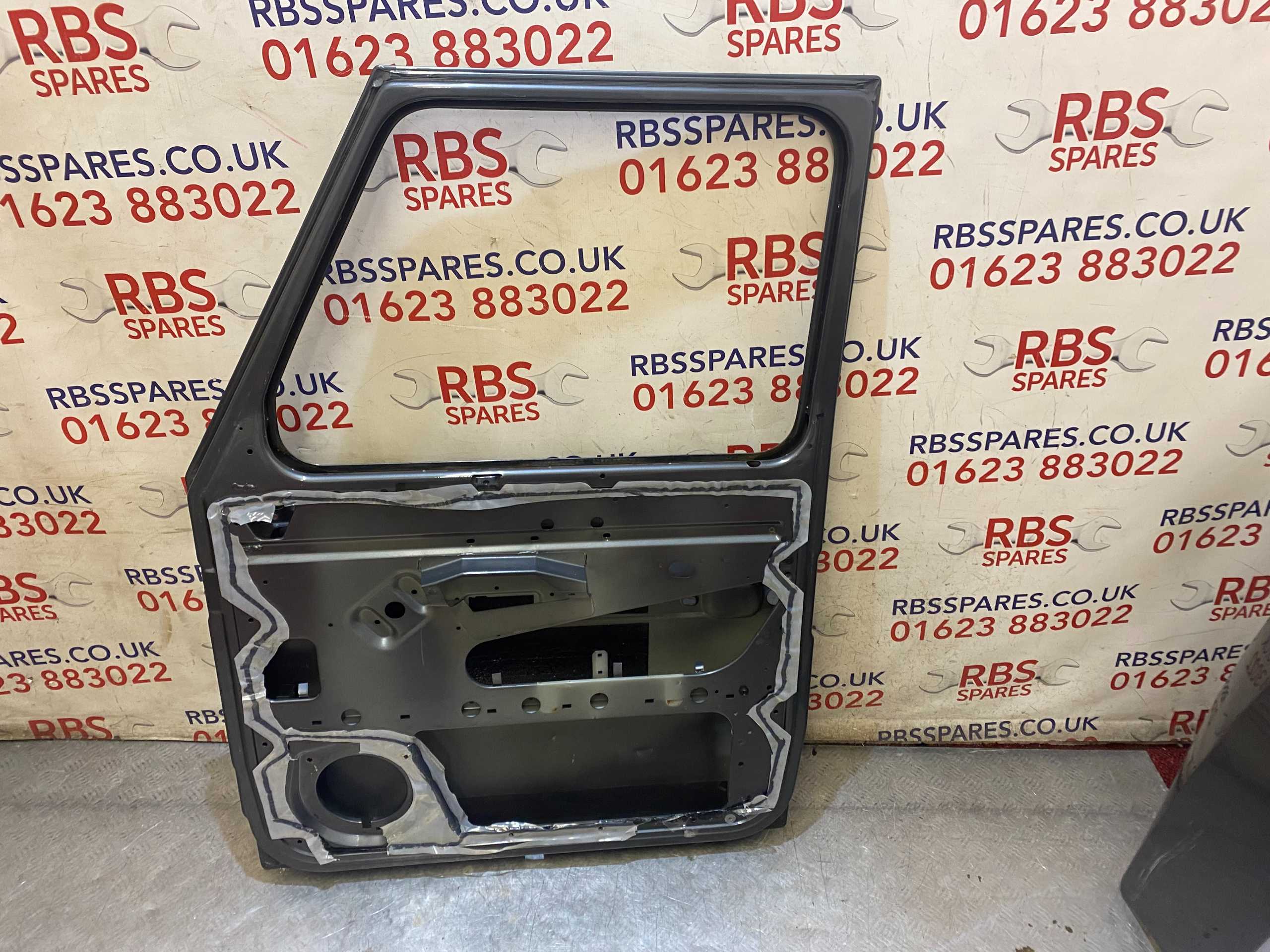 Mercedes G Class W463 Door Front Right 02-18 - Image 13