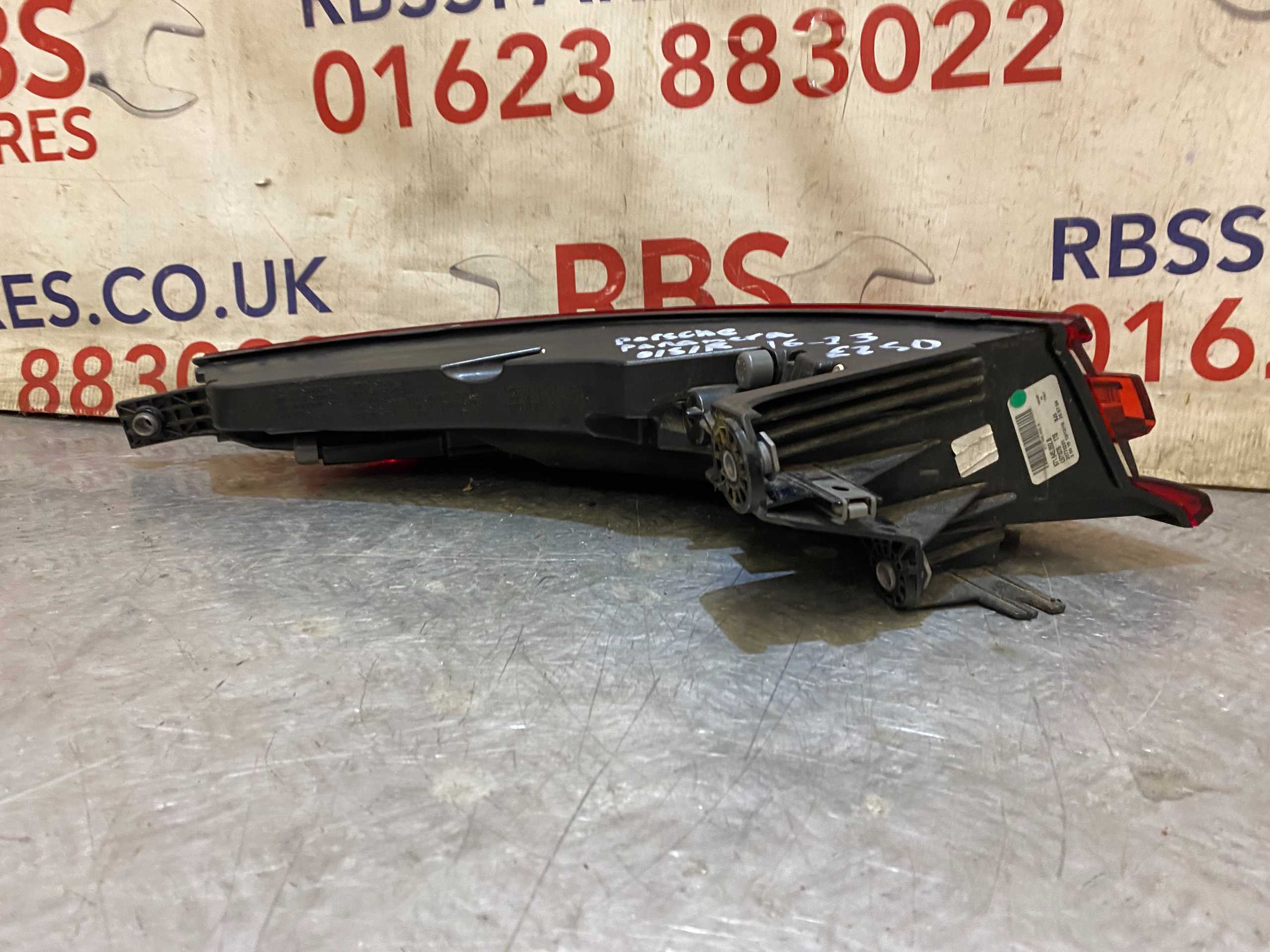 Porsche Panamera 971 Rear Light Right Side 16-23 P.n 971945092 - Image 8