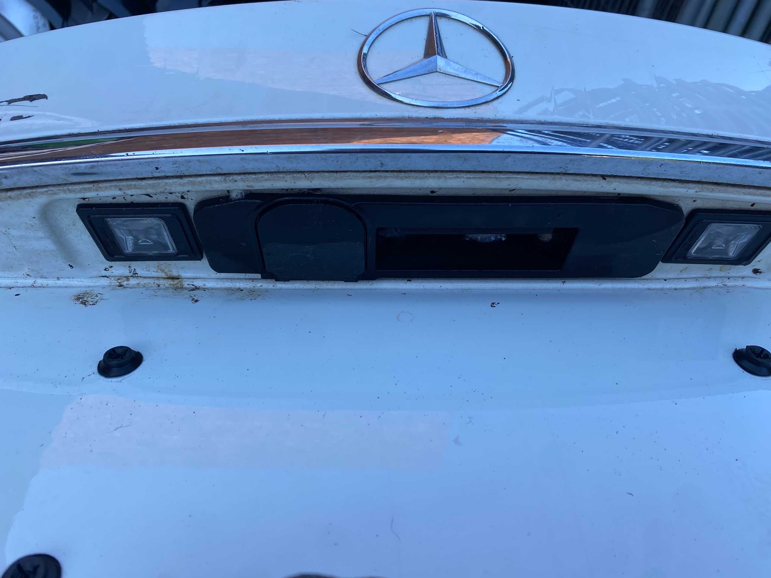Mercedes GLA W156 Tailgate 14-21 - Image 21