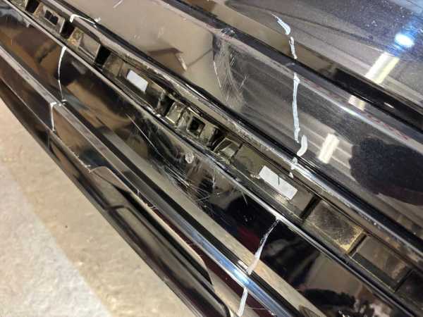 Vw Touareg Rear Bumper 18-23 P.n 760807421A - Image 5