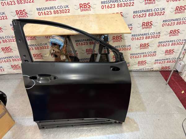 Kia Sportage Door Front Right 22-On