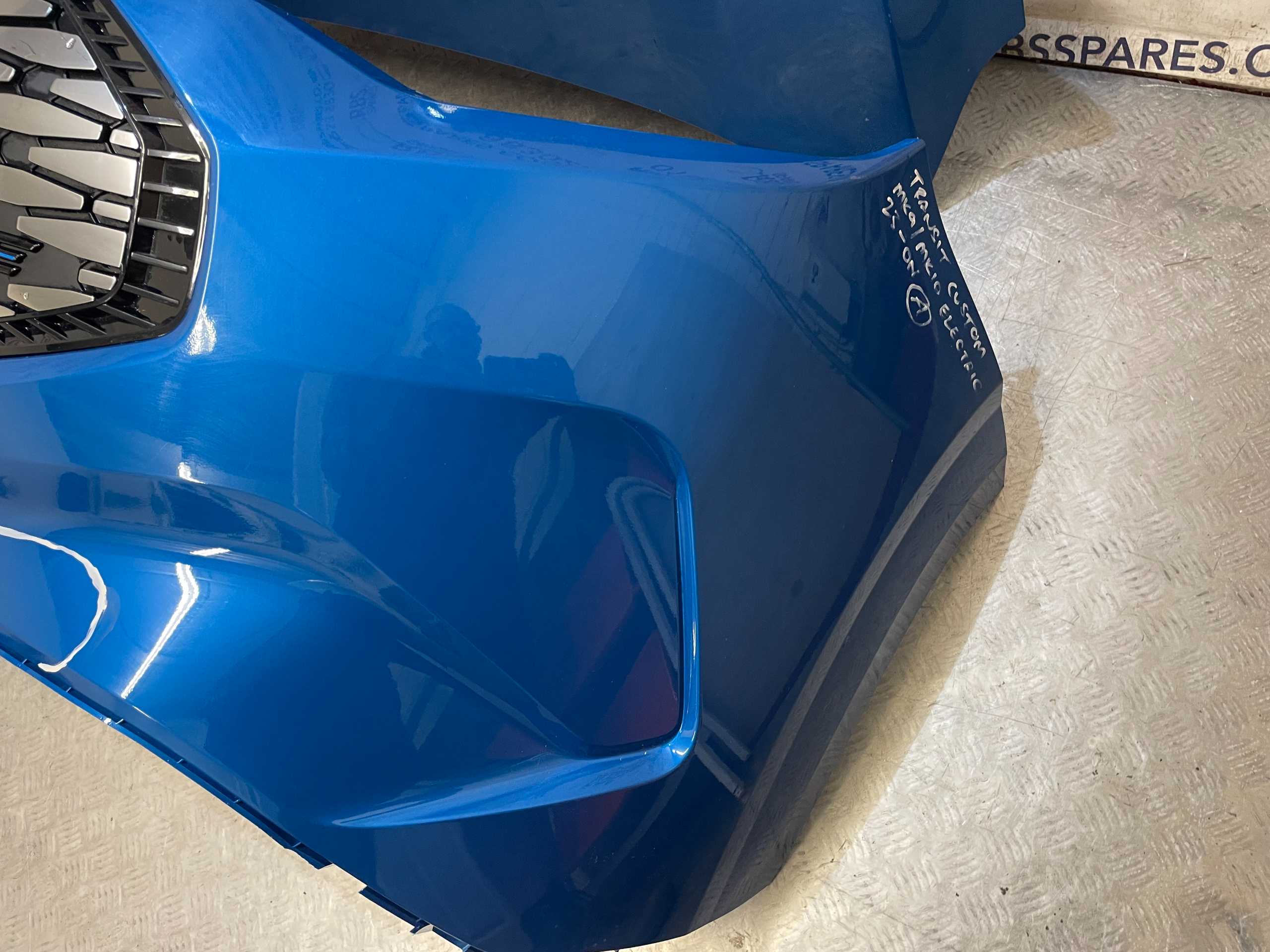Ford Transit Custom Electric Front Bumper+Bonnet 23-On P.n PZ31-17F003-F - Image 2