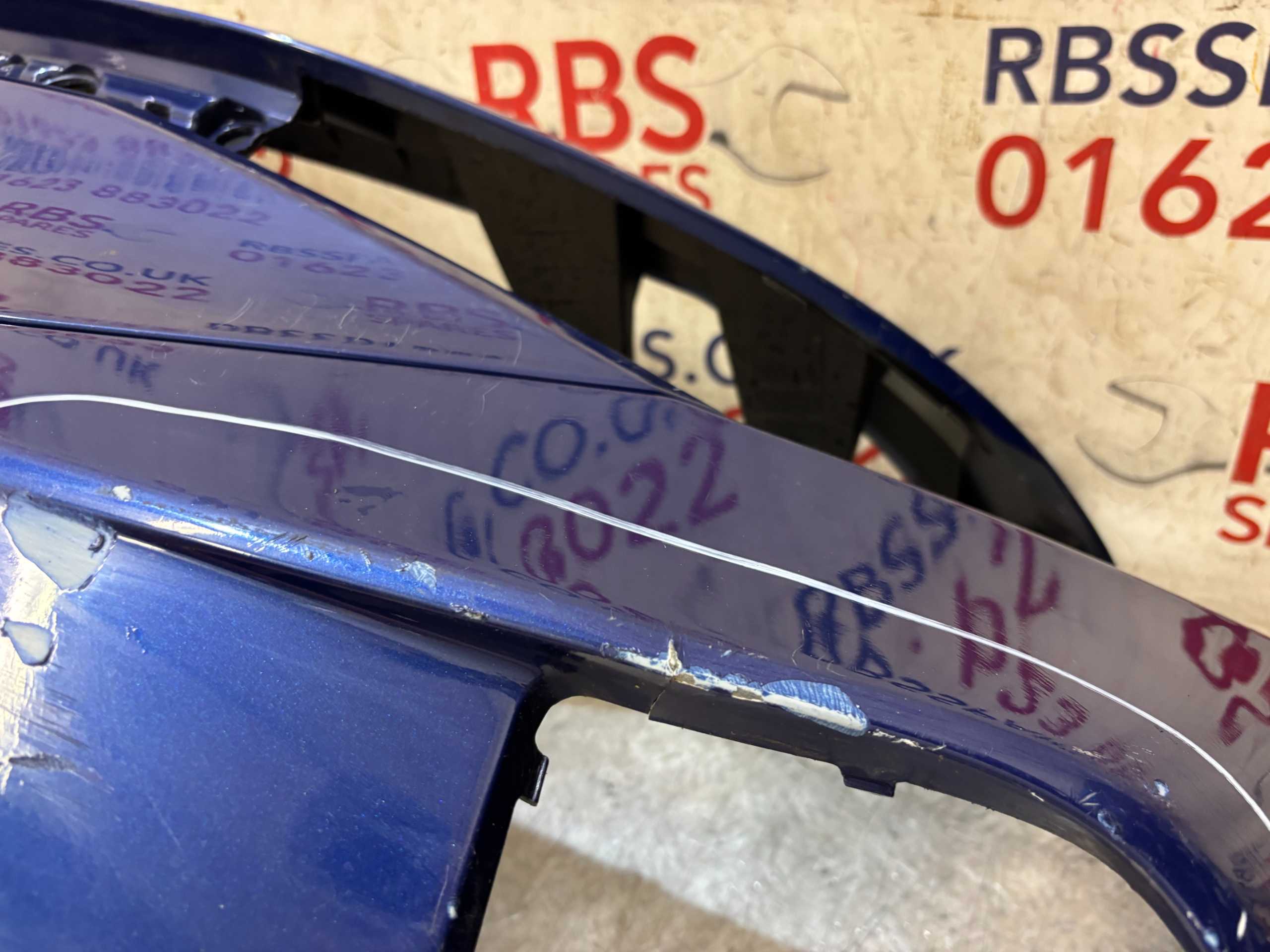 Vw ID4 Front Bumper 20-24 P.n 11A807221 - Image 9