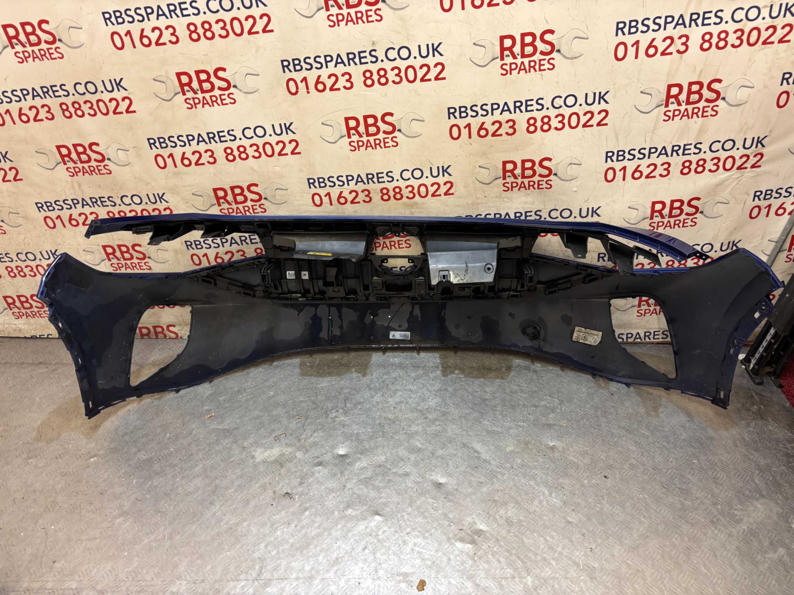 Vw ID4 Front Bumper 20-24 P.n 11A807221 - Image 10